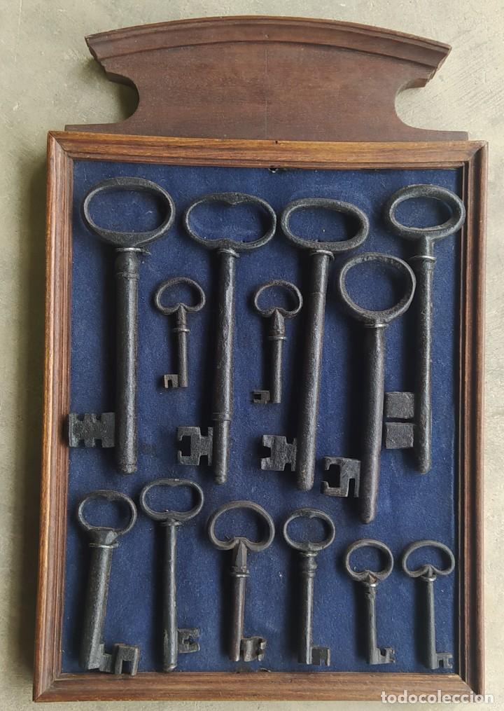 Vintage: CUADRO DE LLAVES, PREPARADO PARA COLGAR EN LA PARED - Foto 1