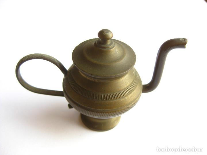 Vintage: TETERA DE BRONCE (MINIATURA)