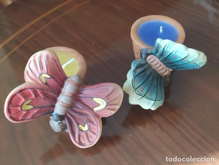 Vintage: DOS BONITAS VELAS DECORADAS CON MARIPOSAS - Foto 2