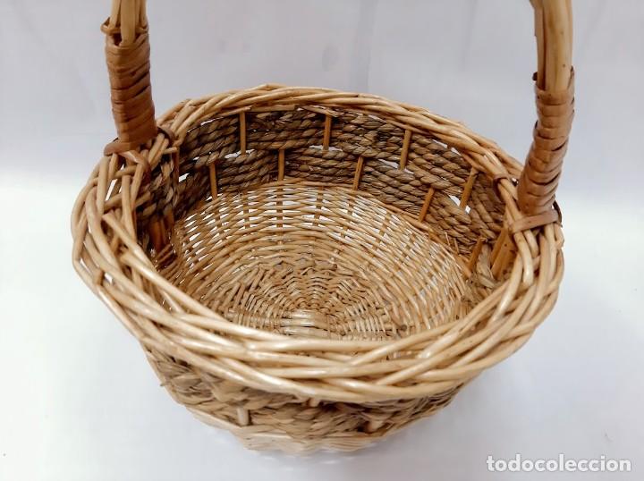 Vintage: Cesta de mimbre vintage - Foto 9