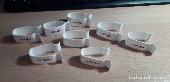 Vintage: 16-00226 - pack 8 sujetamanteles RENFE - Foto 1