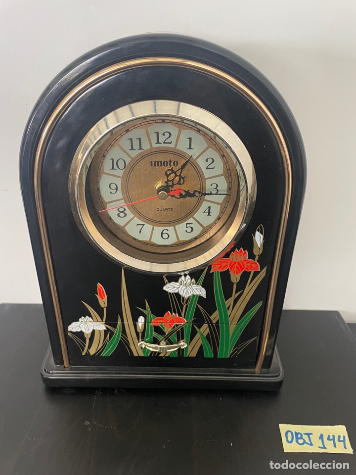 Vintage: Reloj vintage pl&aacute;stico joyero - Foto 1