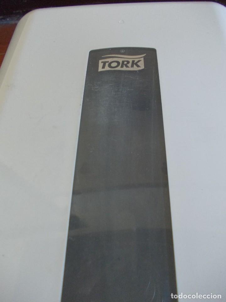 Vintage: Dispensador de papel Tork - Foto 4