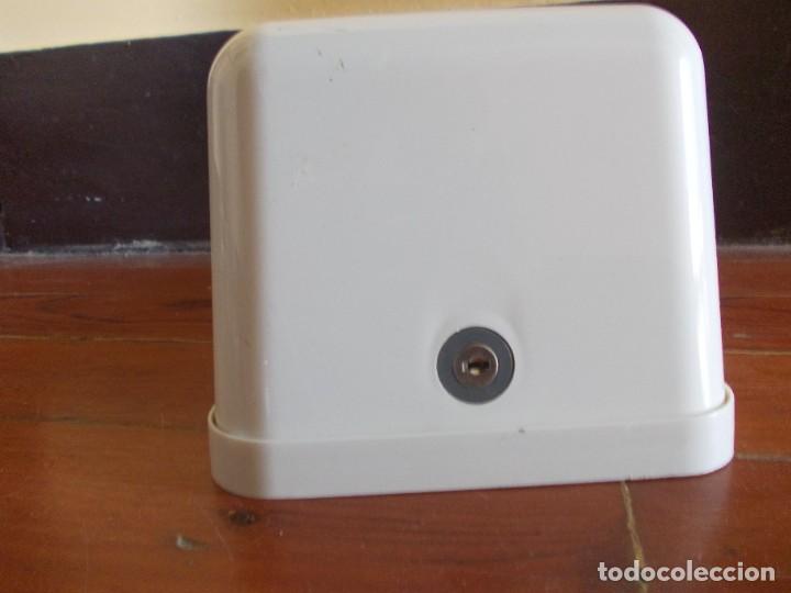 Vintage: Dispensador de papel Tork - Foto 3