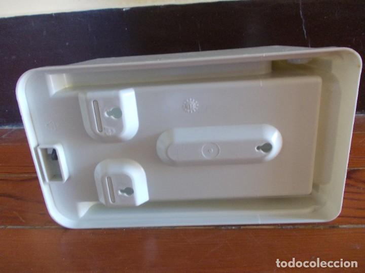 Vintage: Dispensador de papel Tork - Foto 7