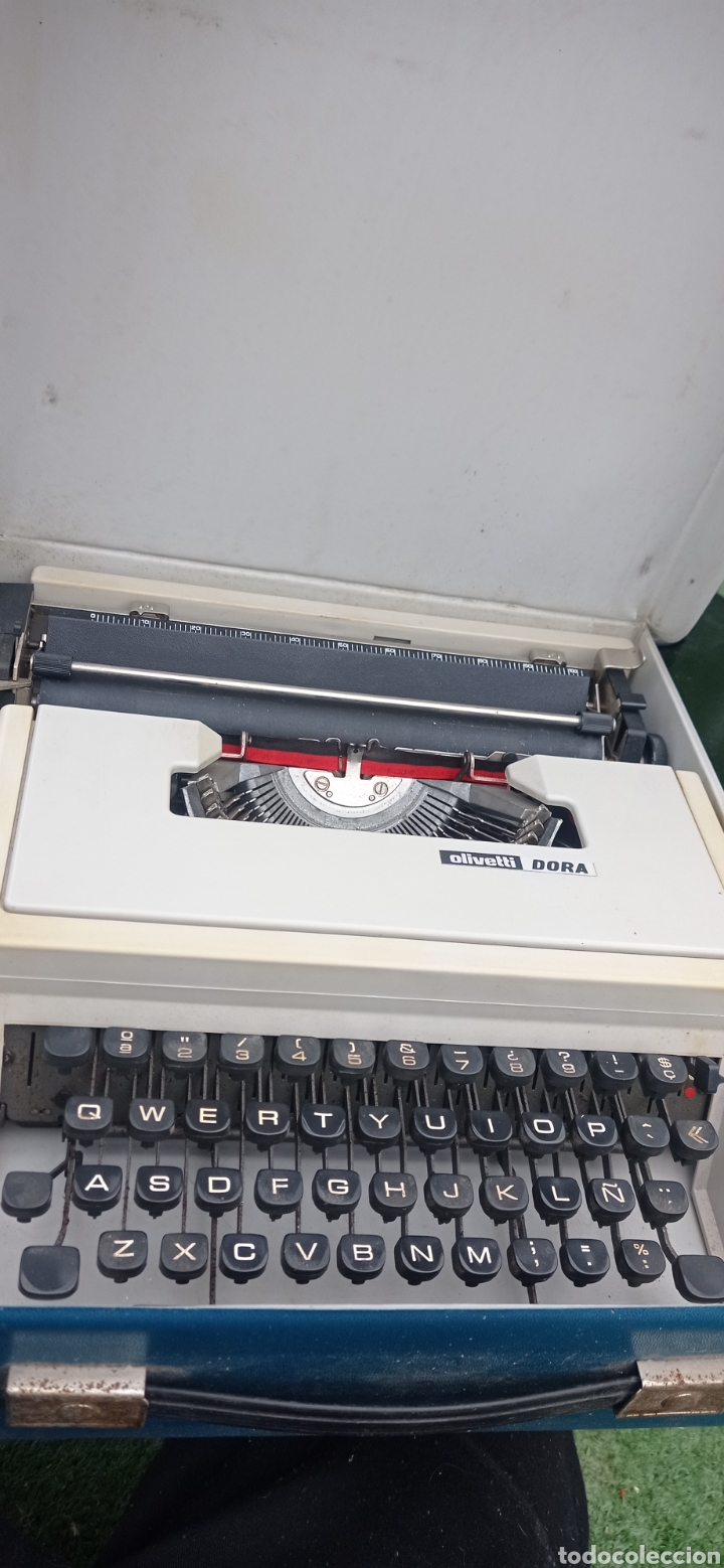 Vintage: Maquina escribir Olivetti Dora