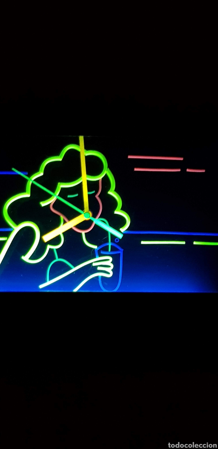 Vintage: Reloj sobremesa o pared NeonClock - Foto 4