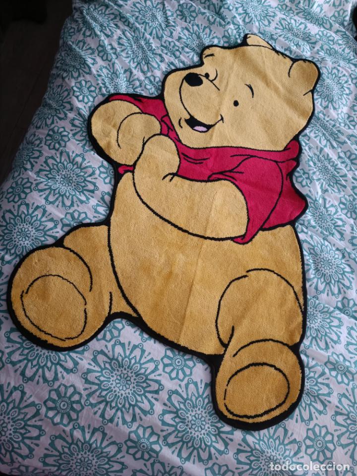 Vintage: Alfombra nueva a estrenar de Winnie The Pooh. Medidas 100 cm x 60 cm