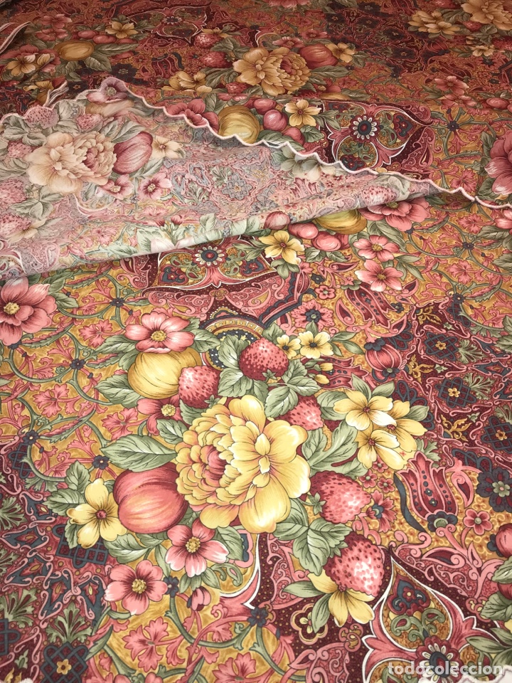 Vintage: 2 manteles se 170x167cm y 15 servilletas Perfecto estado