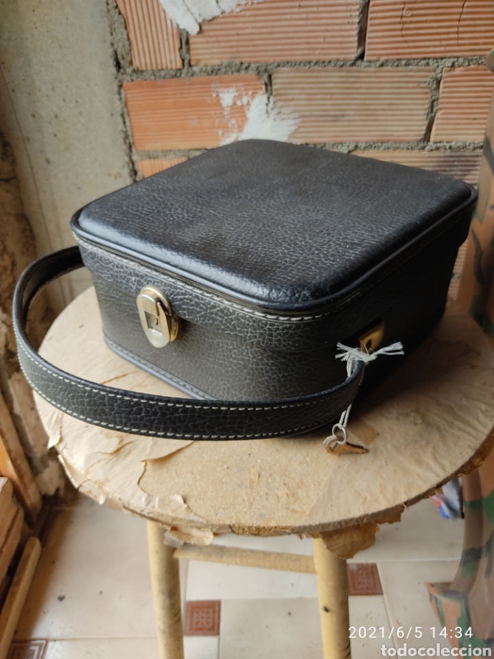 Vintage: Maleta a&ntilde;os 70