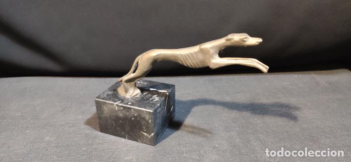 Vintage: BONITO PERRO DE BRONCE, ART DEC&Oacute; - Foto 1