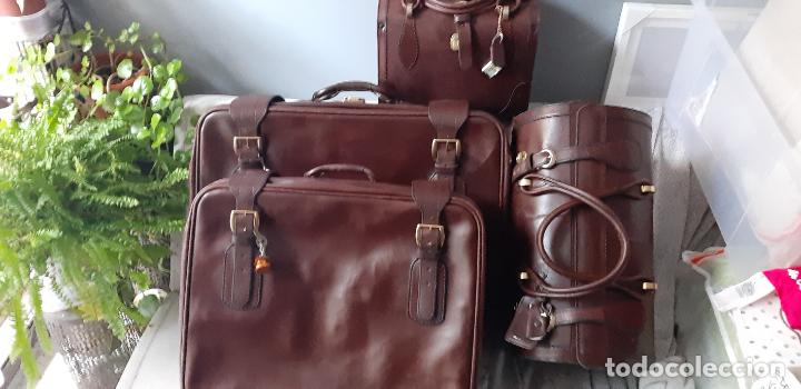 Vintage: JUEGO DE MALETAS EN AUT&Eacute;NTICA PIEL CON JUEGO LLAVES , MARCA A . ANDR&Eacute;S