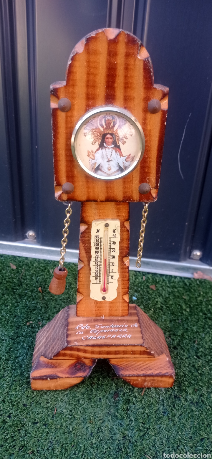 Vintage: Term&oacute;metro madera virgen de la Esperanza Calasparra - Foto 1