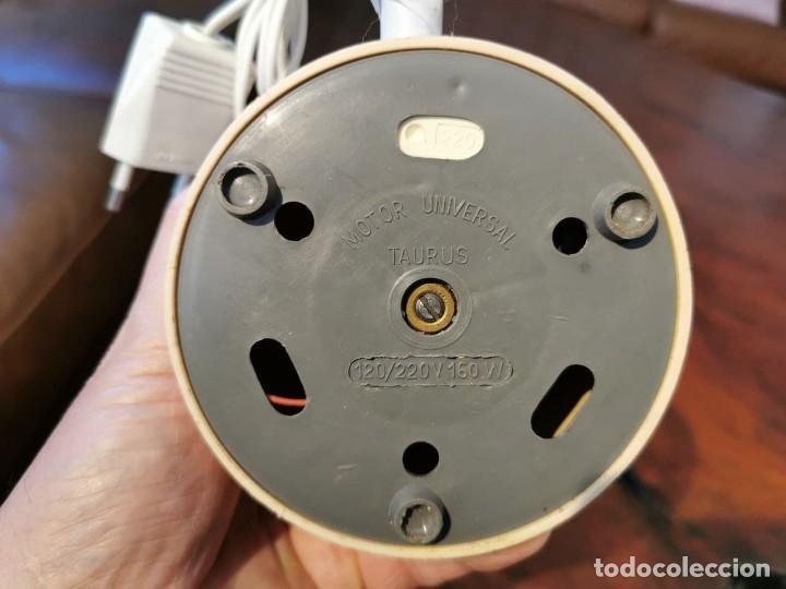Vintage: MOLINILLO DE CAFE TAURUS 120/220 V FUNCIONANDO - Foto 6