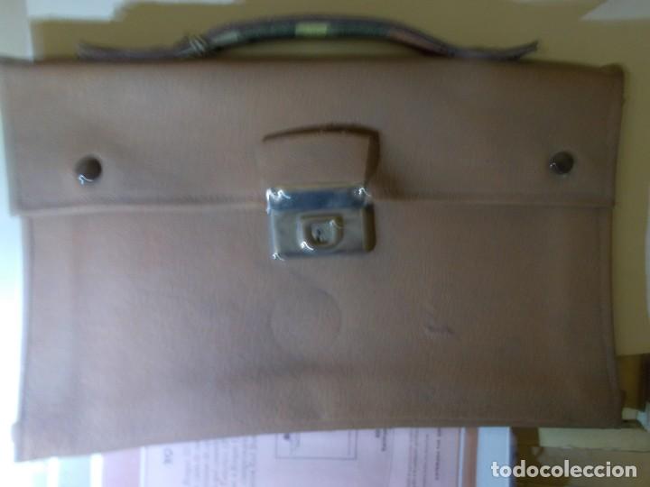 Vintage: peque&ntilde;o maletin a&ntilde;os 60 70,,con su llave de una vieja jugueteria&iexcl;&iexcl;&iexcl;
