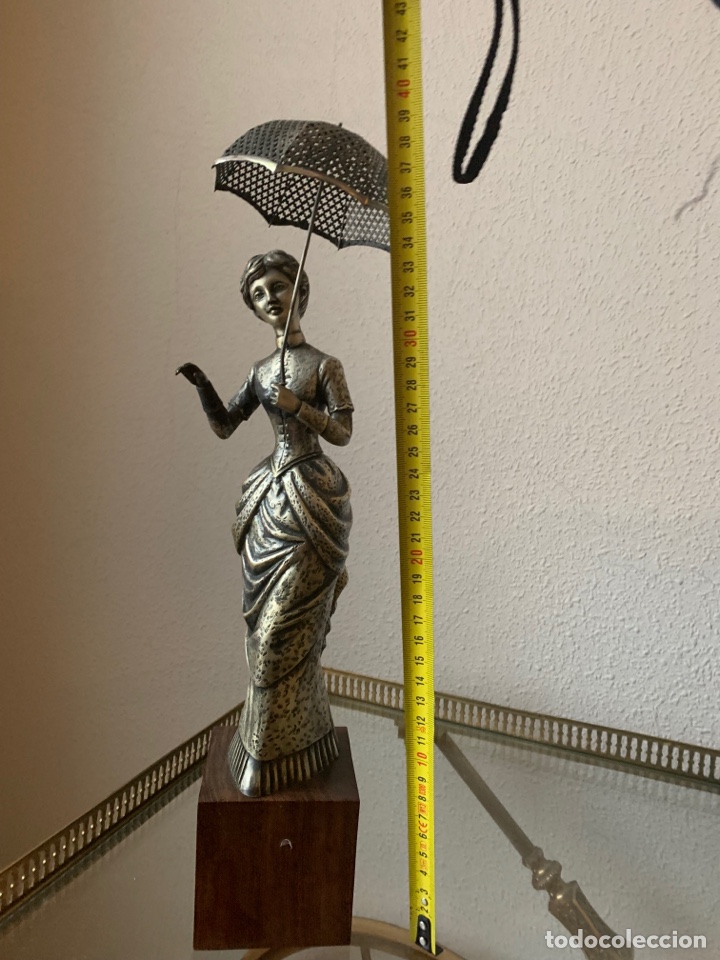 Vintage: Dama con sombrilla metal - Foto 3