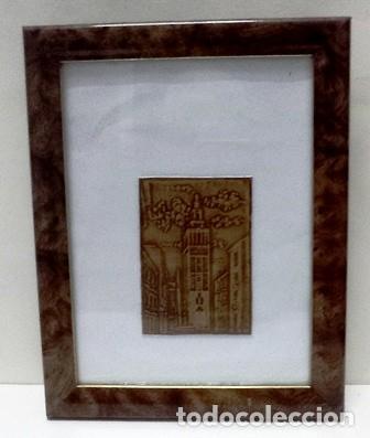 Vintage: CUADRO, DE LA GIRALDA SOBRE CUERO, EN RELIEVE. CUADRO-517