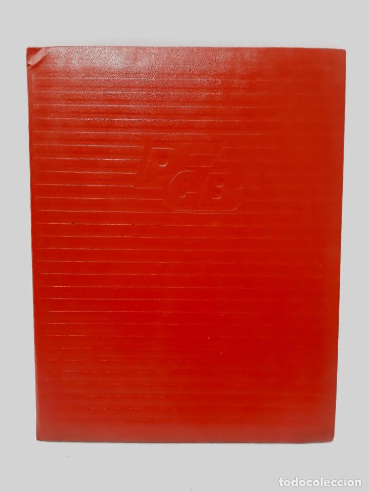 Vintage: Carpeta roja vintage