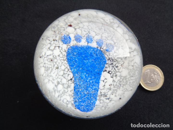 Vintage: CURIOSO PISAPAPELES DE CRISTAL - Foto 1