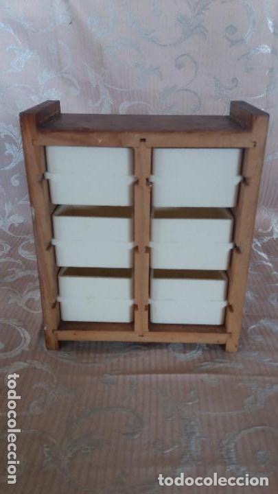 Vintage: Mueble especiero madera y calomina o pl&aacute;stico - Foto 4