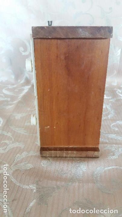 Vintage: Mueble especiero madera y calomina o pl&aacute;stico - Foto 11