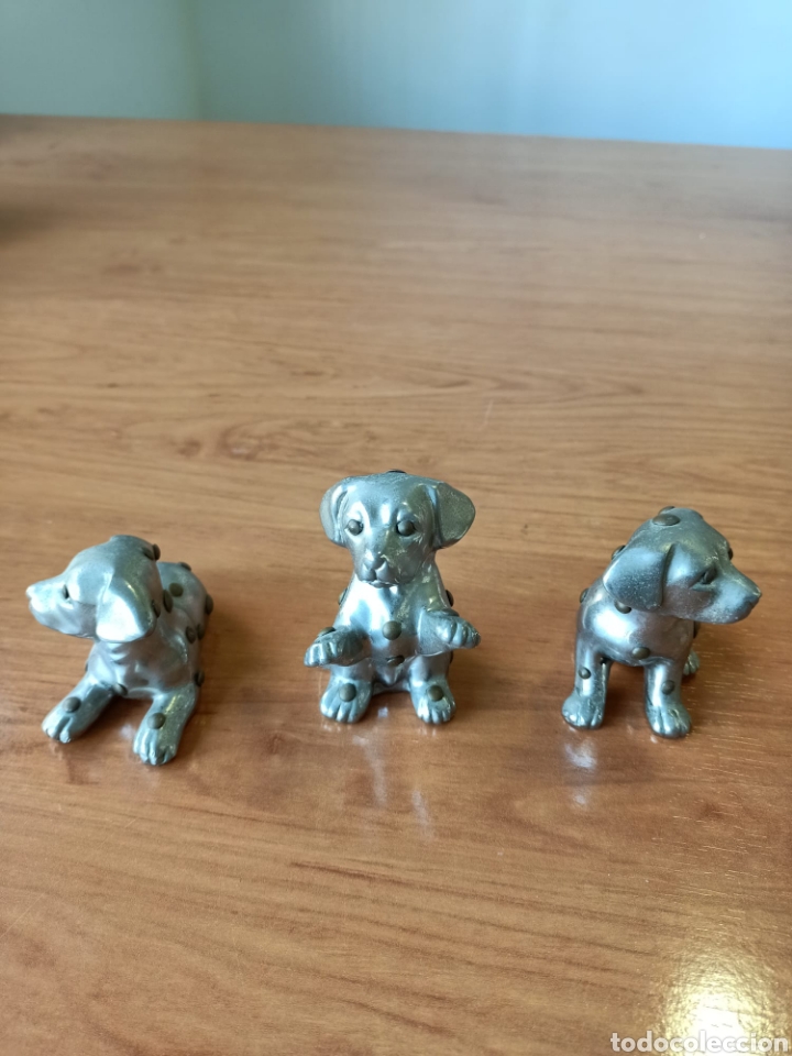 Vintage: Tres figuras de perros de metal - Foto 3
