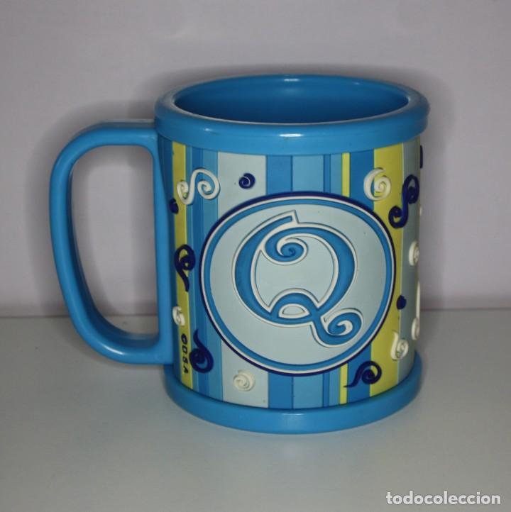 Vintage: TAZA LETRA Q, TAZAS (T3)