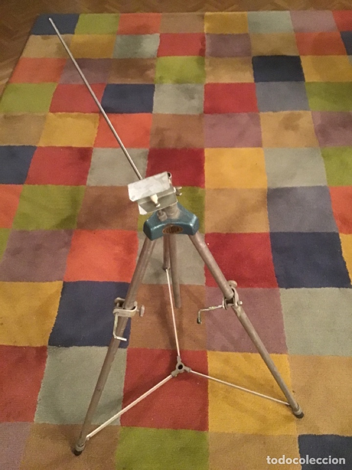 Vintage: Tr&iacute;pode. Marca OLDOR. Plegable. 81 cm. plegado. - Foto 1