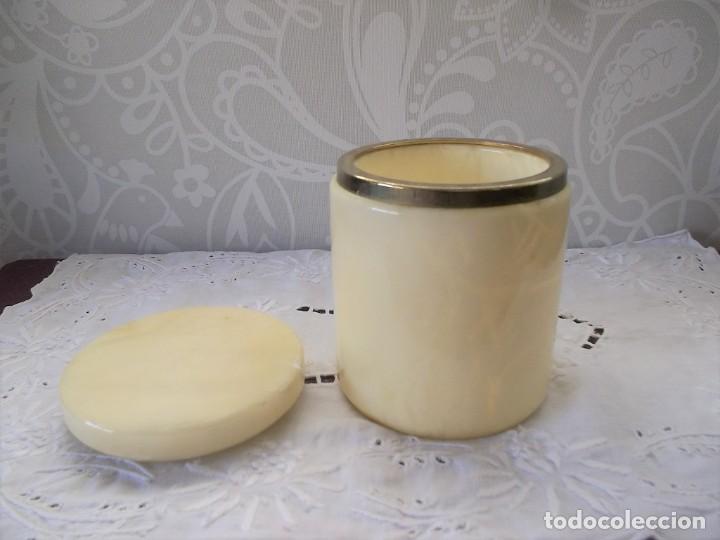 Vintage: TARRO DE ALABASTRO CON TAPA - Foto 2