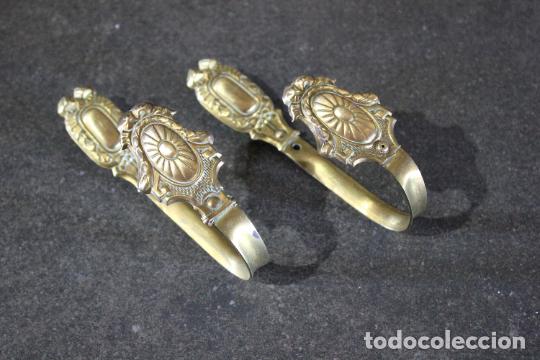 Vintage: Antigua Pareja de Colgadores, Colgadores de Lat&oacute;n, Colgadores de Metal, Perchas o Alzapa&ntilde;os Metal