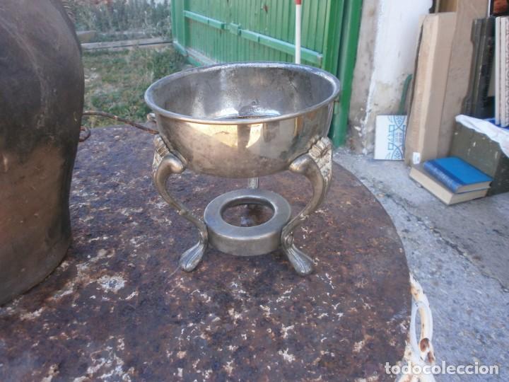 Vintage: Soporte o botellero metal plateado medida 16 X 14 cm.