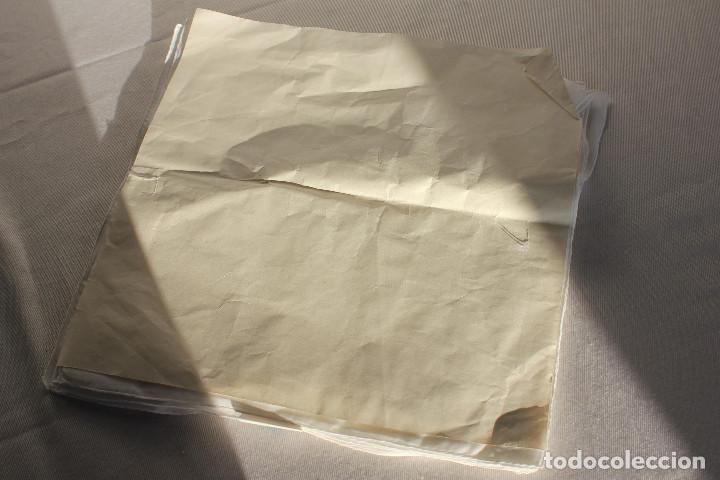 Vintage: 12 SERVILLETAS FLORES BORDADAS - Foto 7