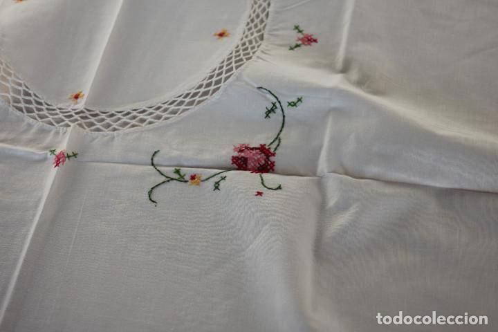 Vintage: SET MANTEL Y CUATRO SERVILLETAS - Foto 3