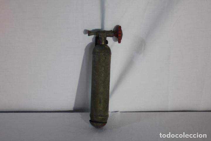 Vintage: ANTIGUA BOTELLA O EXTINTOR - Foto 1