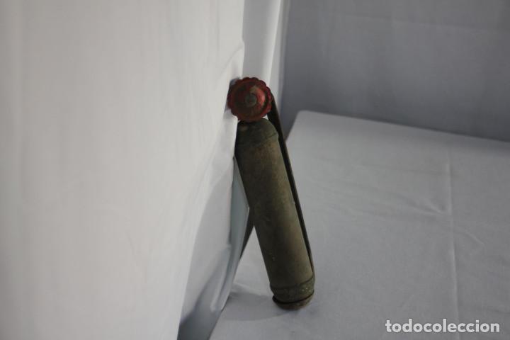 Vintage: ANTIGUA BOTELLA O EXTINTOR - Foto 3
