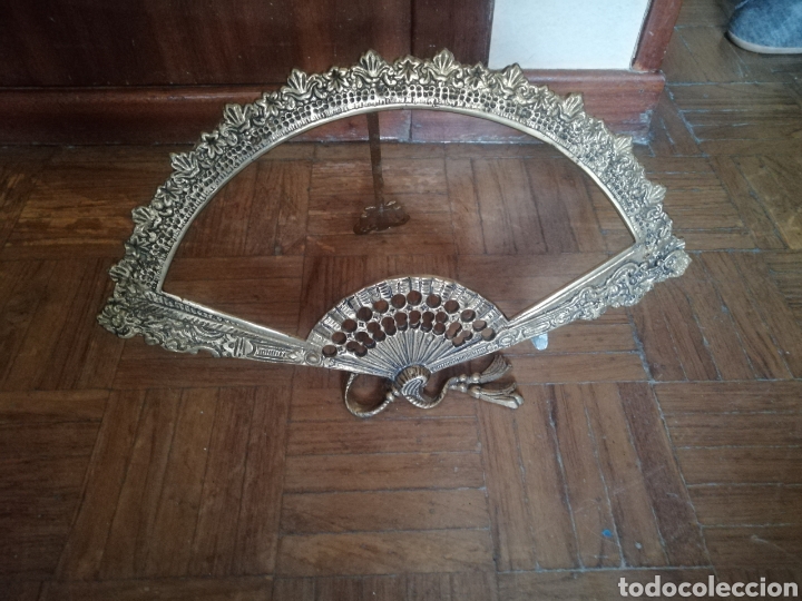 Vintage: Base de Espejo de cobre con forma de abanico