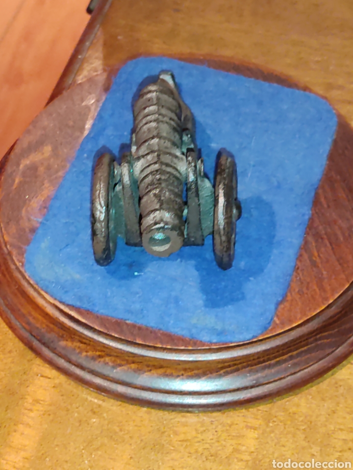 Vintage: Ca&ntilde;&oacute;n antiguo de hierro fundido. - Foto 3