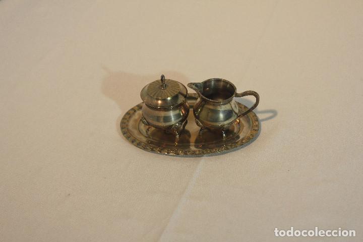 Vintage: SET BANDEJA AZUCARERO Y LECHERA METAL