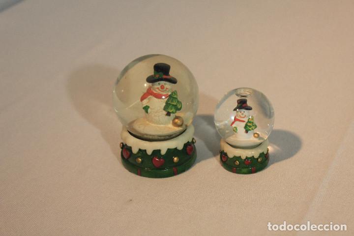 Vintage: SET DOS BOLAS MU&Ntilde;ECOS NIEVE