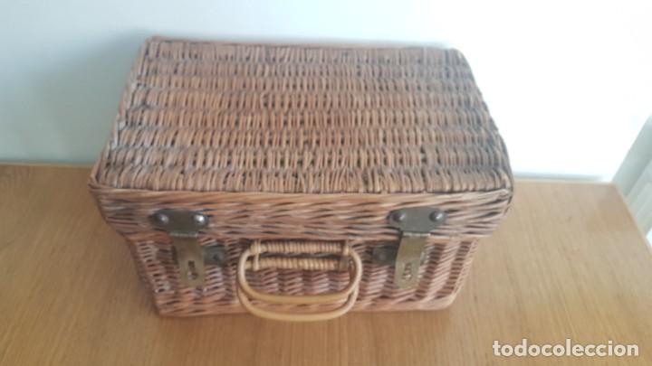 Vintage: CESTA DE MIMBRE PARA PICNIC - Foto 1