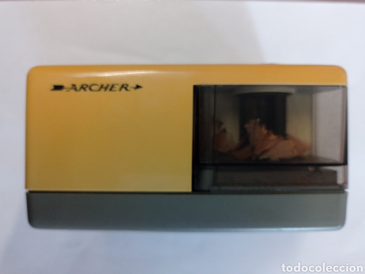 Vintage: Sacapuntas y abridor de cartas 2 IN 1 ,porta pluma ARCHER Vintage Hong Kong