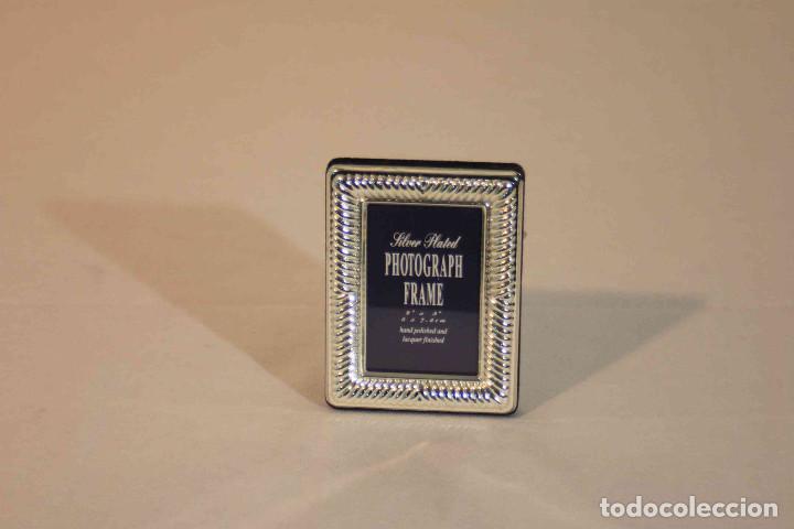 Vintage: MARCO PLATEADO RECTANGULAR RAYAS - Foto 1