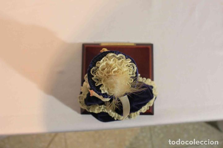 Vintage: MU&Ntilde;ECA ALICIA SIGLO XIX - Foto 8
