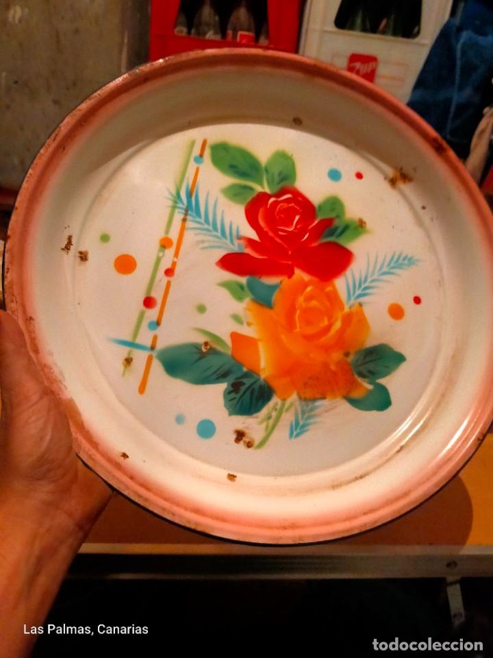 Vintage: Antigua bandeja de cocina - chapa esmaltada decorada - Vintage