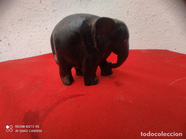 Vintage: elefante de madera antigua - Foto 1