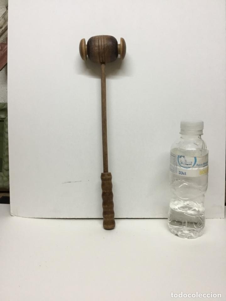 Vintage: Antiguo martillo de madera muy curioso - Foto 1