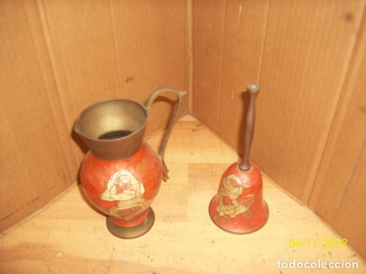 Vintage: LOTE DE JARRA Y CAMPANA DE BRONCE - Foto 2