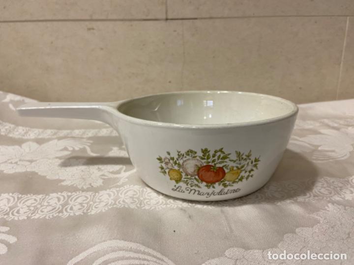 Vintage: C-47. .- Cazo de hierro esmaltado Corning Ware. La Marjolaine. USA.