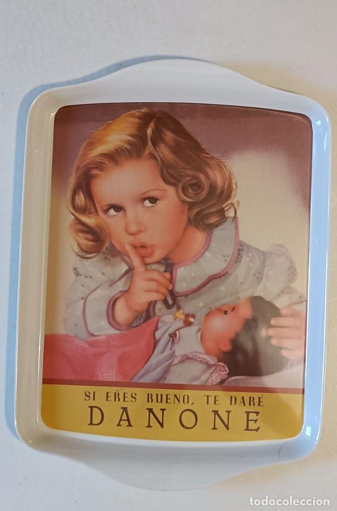 Vintage: BANDEJA DANONE - SI ERES BUENO TE DARE DANONE - Foto 1