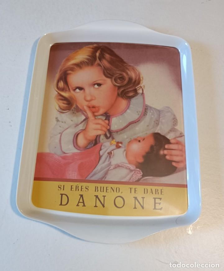 Vintage: BANDEJA DANONE - SI ERES BUENO TE DARE DANONE - Foto 3